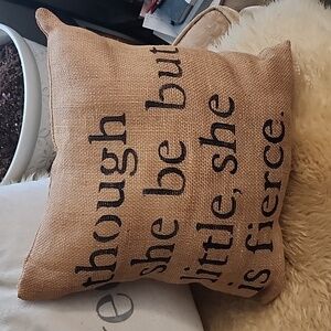New! Burlap pillow 15"